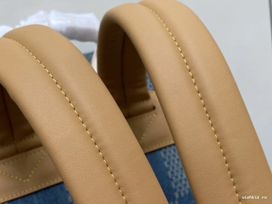 WIS Backpack Montsouris LOUIS VUITTON 0108